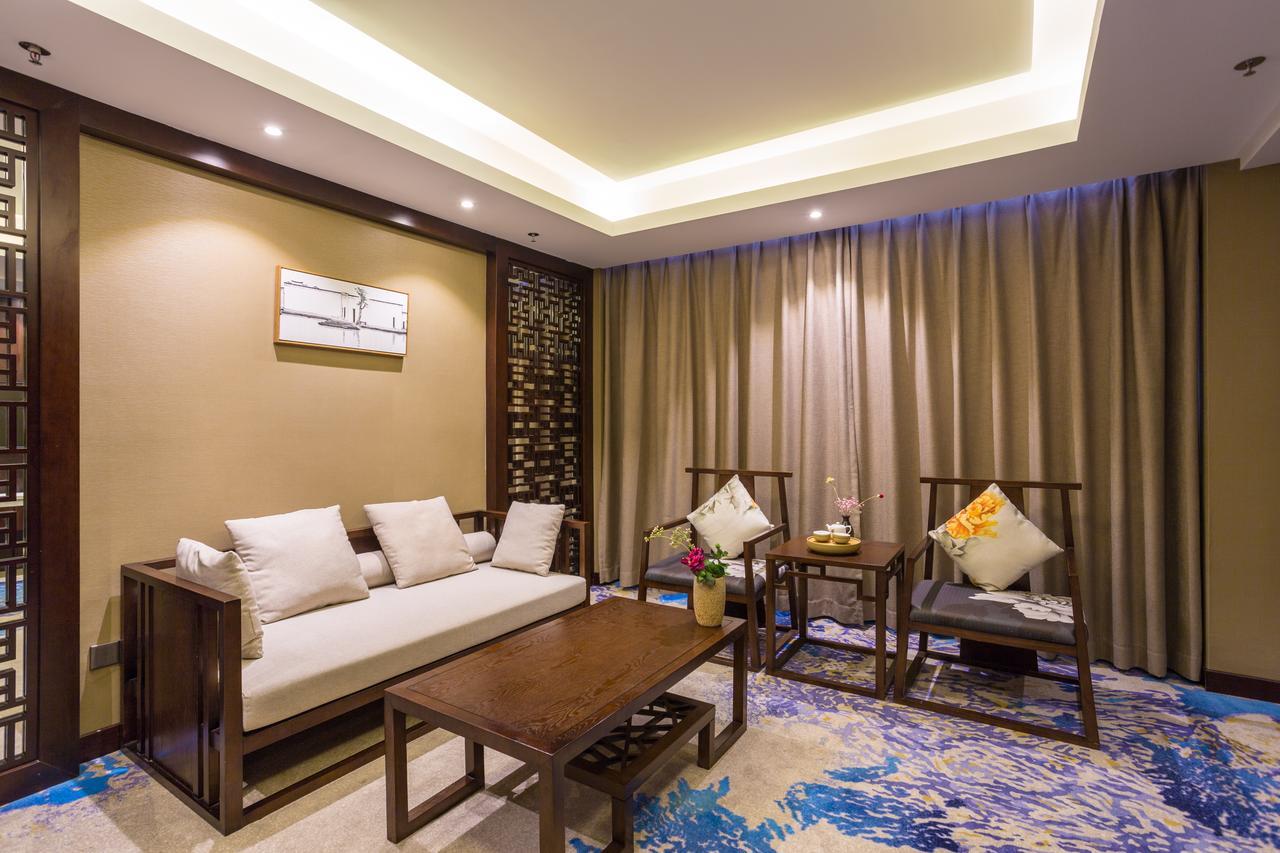 Metropolo Jinjiang Xuzhou Railway Station Suning Plaza Chudu Hotel Exterior photo